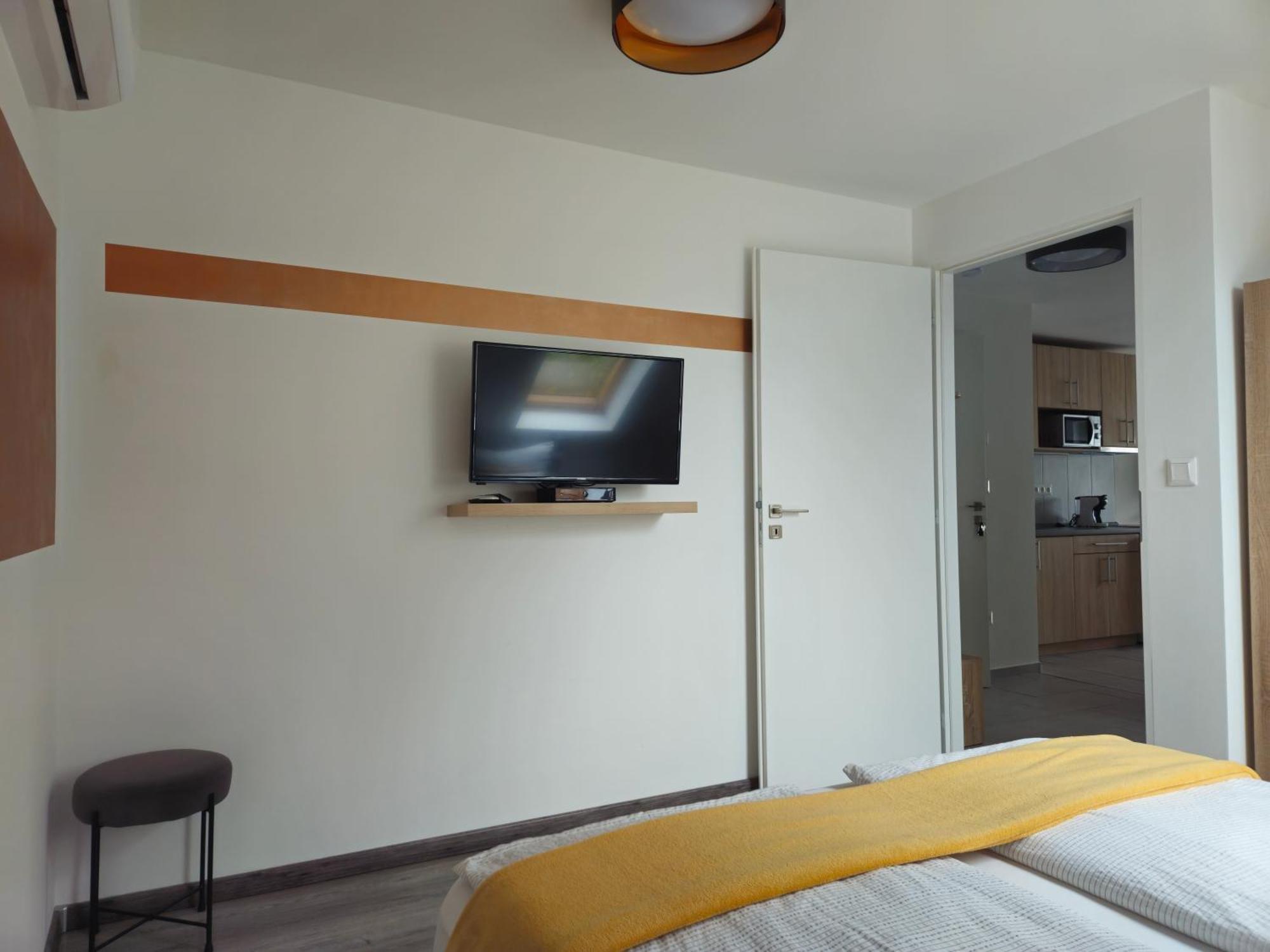 Eva Apartman Hévíz Εξωτερικό φωτογραφία