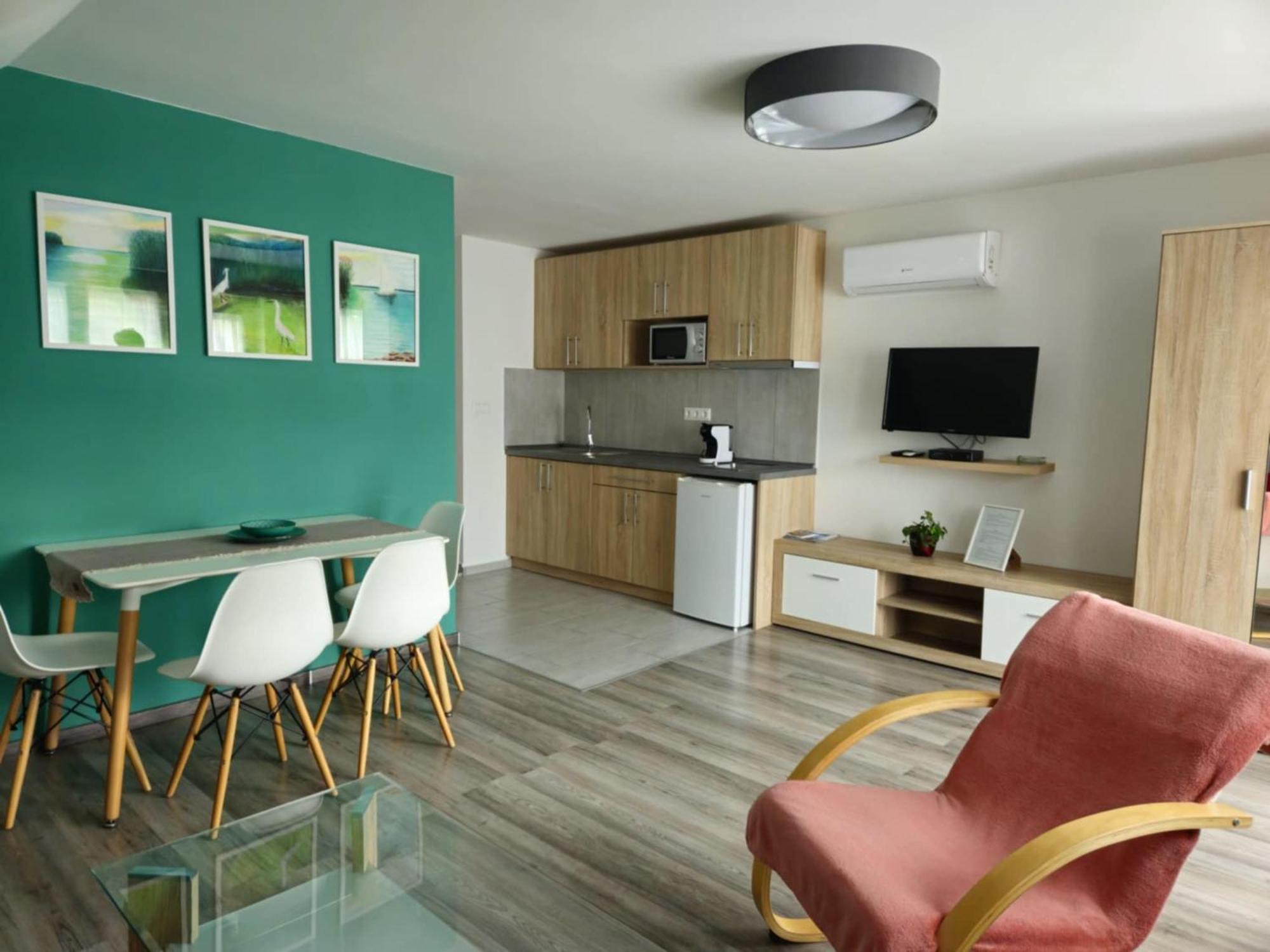 Eva Apartman Hévíz Εξωτερικό φωτογραφία